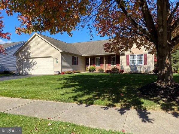 15 Rosemont Dr #L-0307, Myerstown, PA 17067