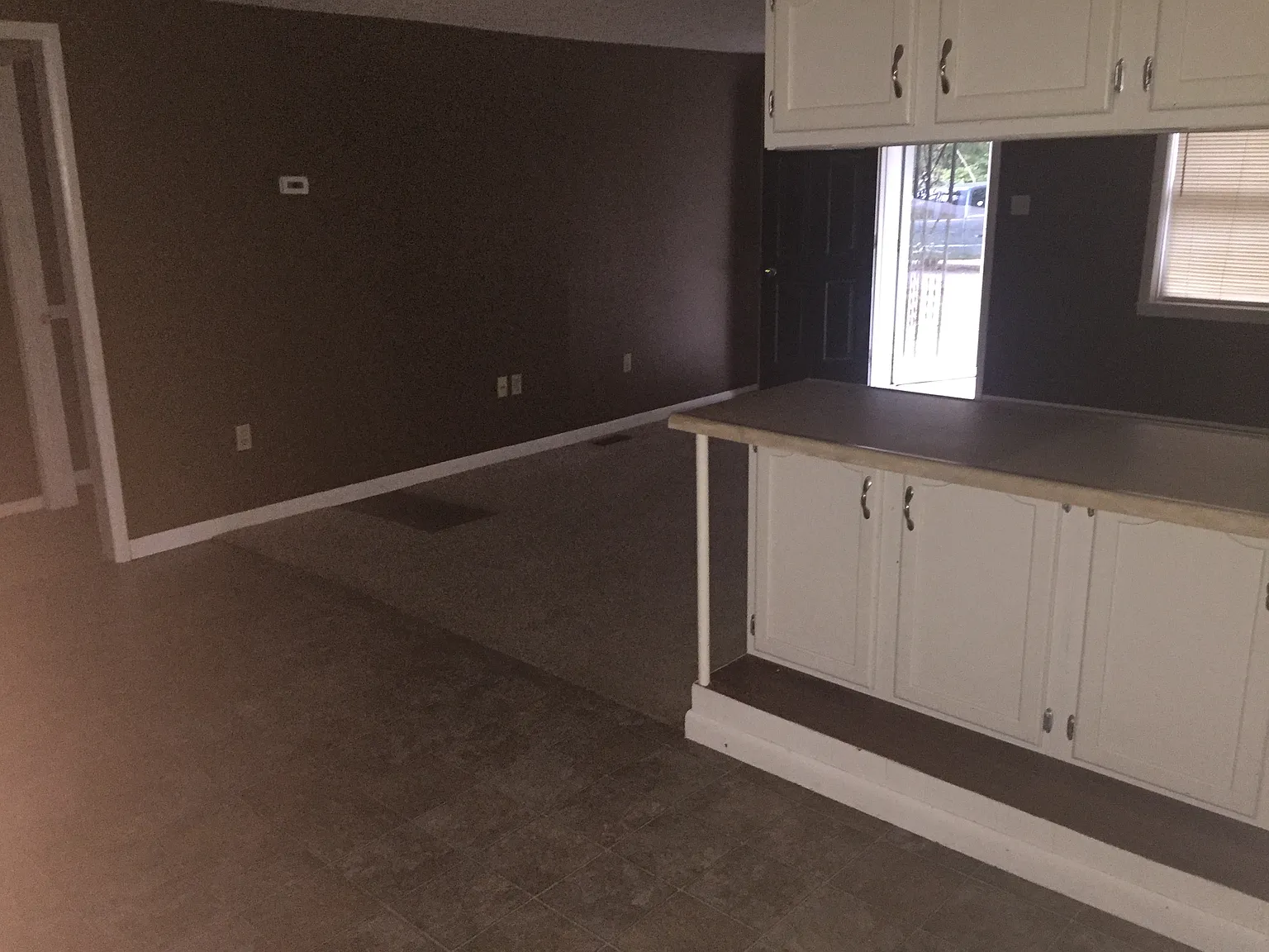 809 River Rd — Photo 3
