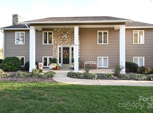 2405 Dry Ponds Rd, Granite Falls, NC 28630