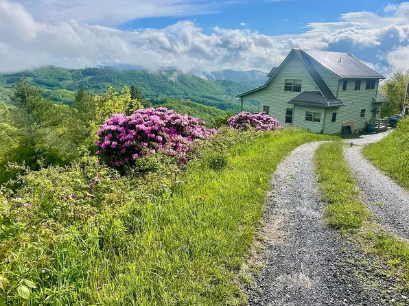 11 Wildflower Ln, Newland, NC 28657