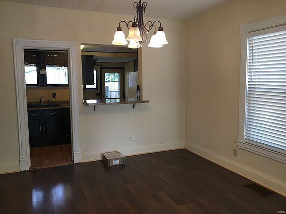 4th image of 5323 Blow St