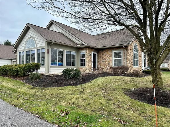 544 Crossings Cir, Tallmadge, OH 44278