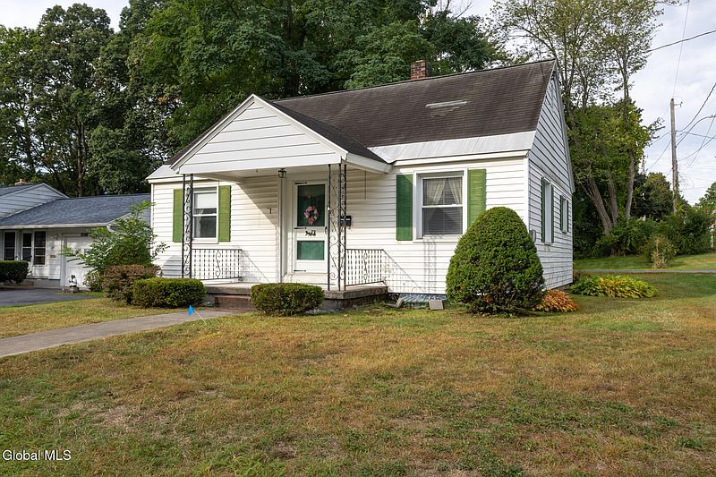 3rd image of 27 Thomas Street