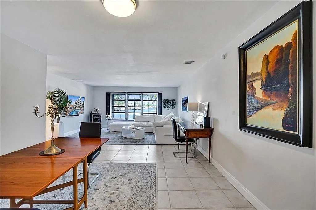 Las Olas Villas — Photo 3