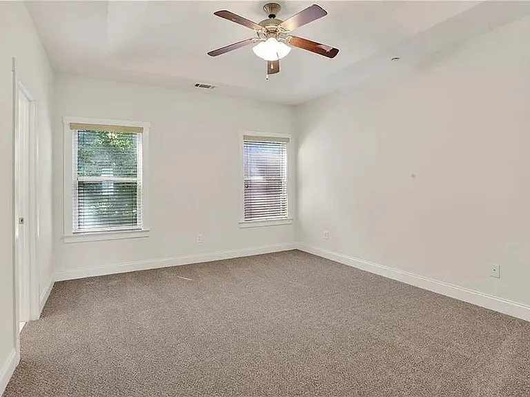 2110 Westhill Dr SE — Photo 15