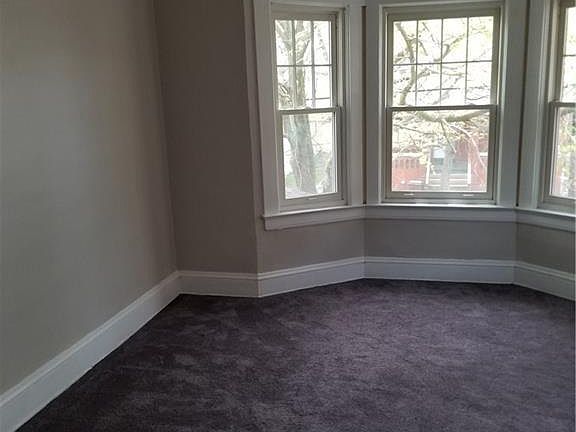 2nd image of 2015 Lark St APT 2