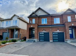 93 Frenchpark Cir, Brampton, ON L6X 0Y5