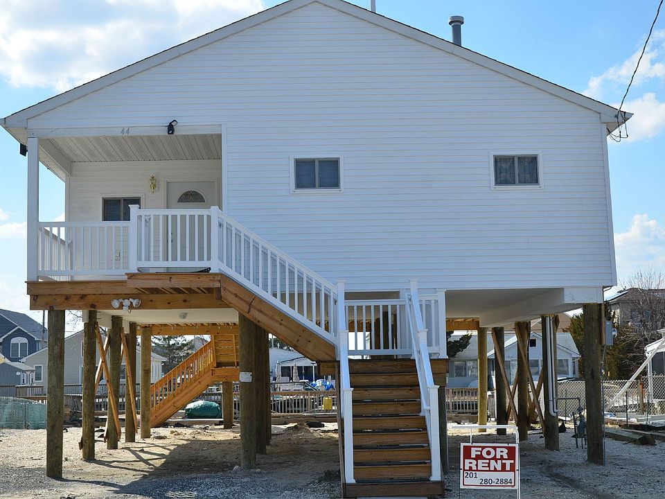 Front View - Yard to be graded