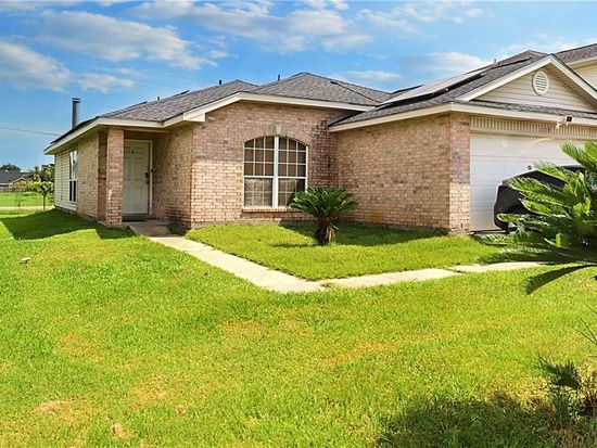 2129 N Village Green St, Harvey, LA 70058
