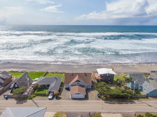 6465/6467 NW Logan Rd, Lincoln City, OR 97367