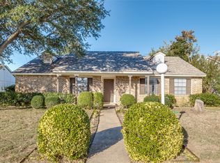 1109 Lesa Ln, Garland, TX 75042