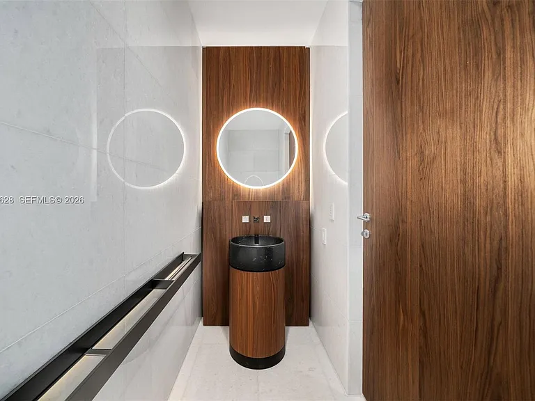 5 Grove Isle Dr #S302 — Photo 11