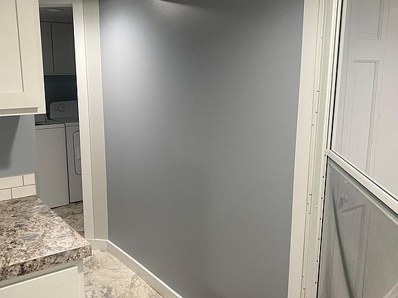 5th image of 4565 52nd St