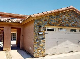 14171 Jicarilla Rd #305, Apple Valley, CA 92307