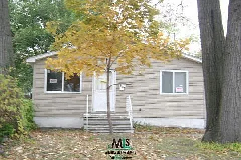 330 W Bennette St photo 1