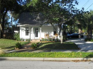 1068 Douglas Ave, Dunedin, FL 34698