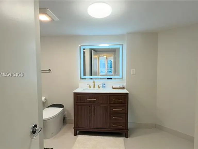 1717 N Bayshore Dr #A-2638 — Photo 19