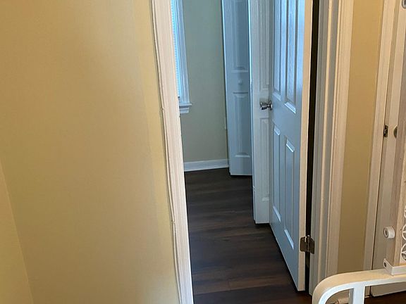2nd image of 418 Alamosa Dr #418