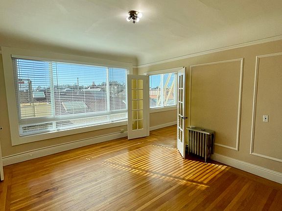 3rd image of 195 W Portal Ave #4