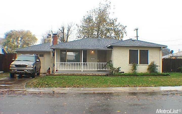 2nd image of 2206 Lambert Ave