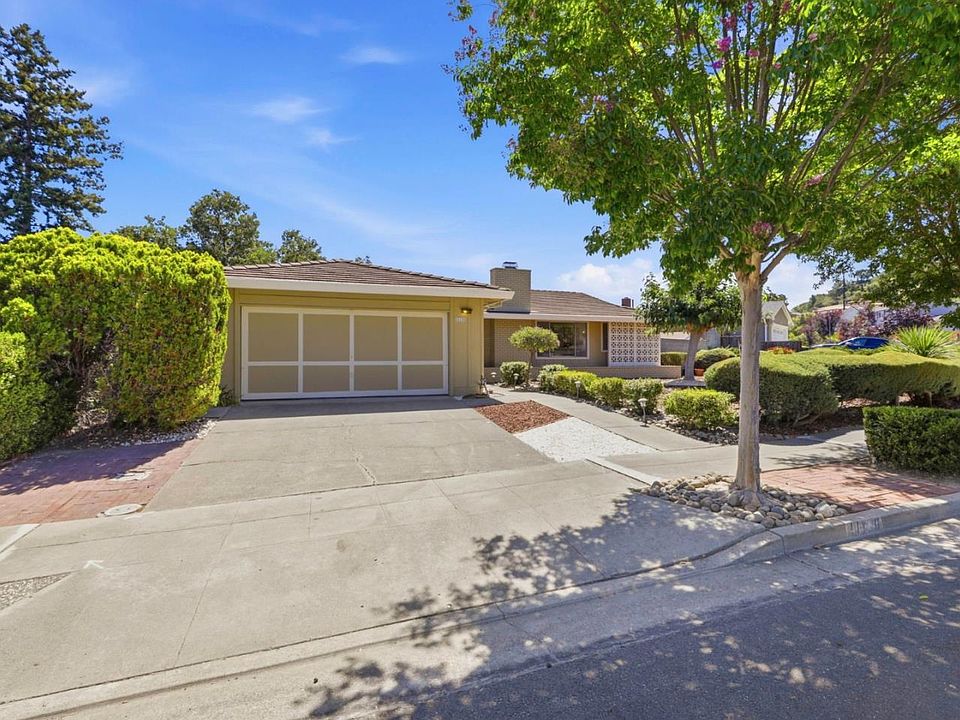 1st image of 11106 Linda Vista Dr
