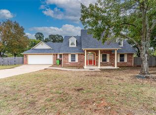 4 Sunset Ln, Bristow, OK 74010