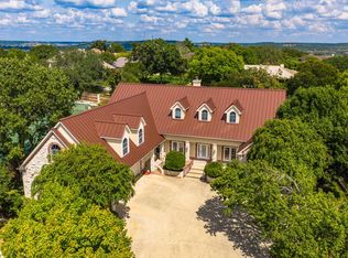 241 Highridge Dr, Kerrville, TX 78028