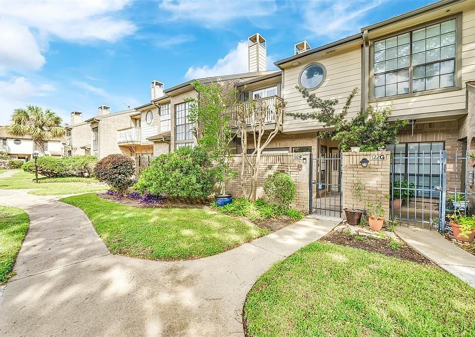 1st image of 722 Country Place Dr #F