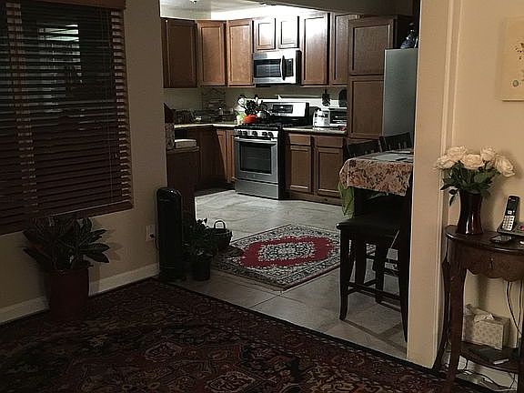 5th image of 417 N Laurel Ave
