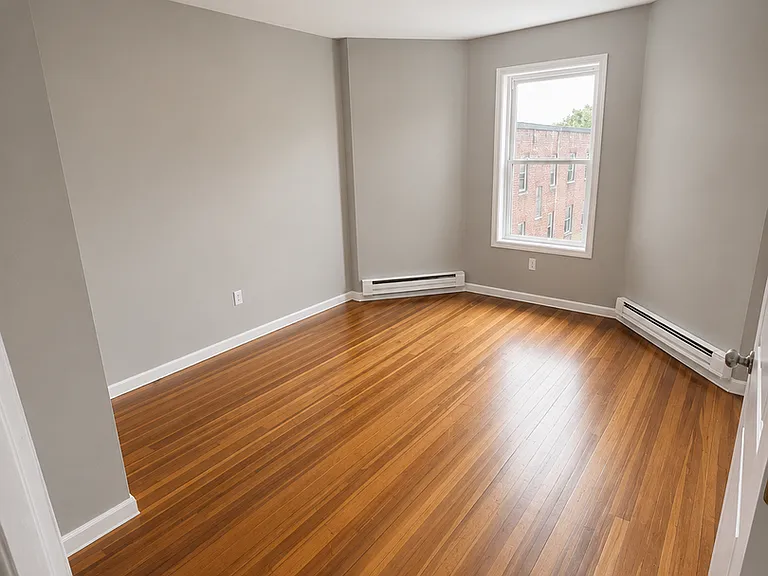 190 Washington St — Photo 2
