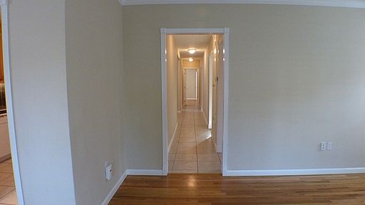 4th image of 1264 Lincoln St