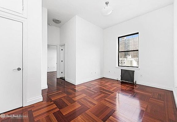 3rd image of 607 W 137th St APT 26
