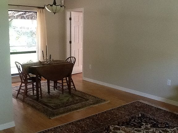 Formal dining room 