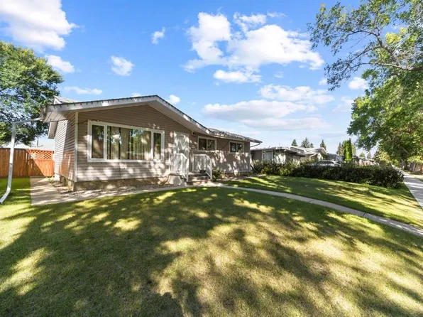 4604 E 61st St, Camrose, AB T4V 2H7