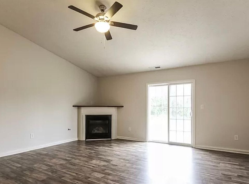 1st image of 65750 Enclave Blvd