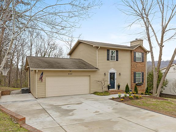 3rd image of 9123 Quail Mountain Dr