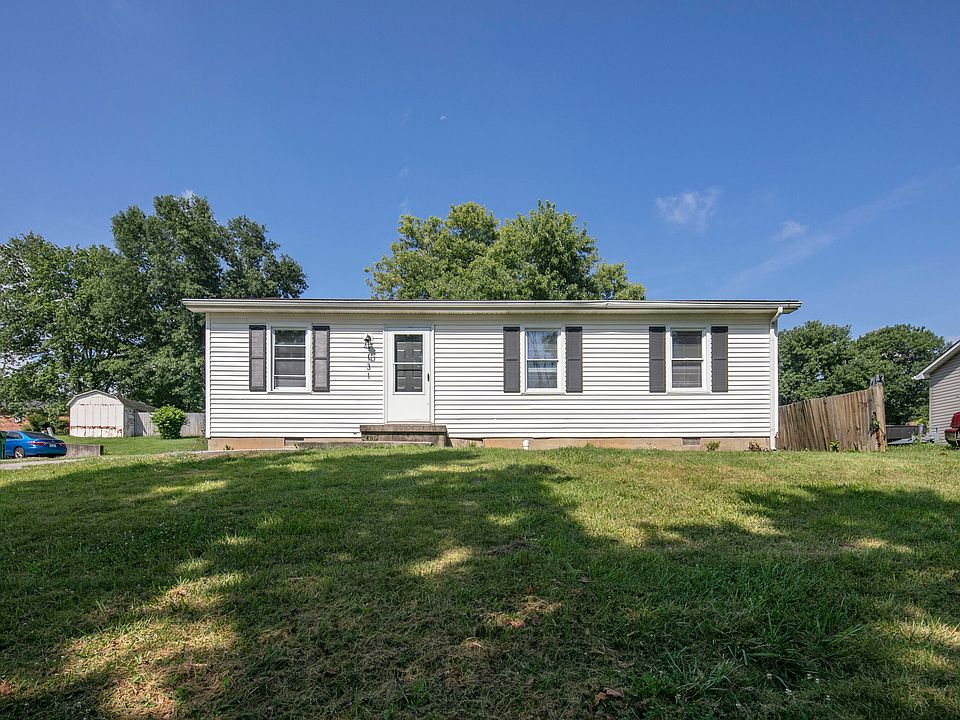 1st image of 131 Spring Valley Dr