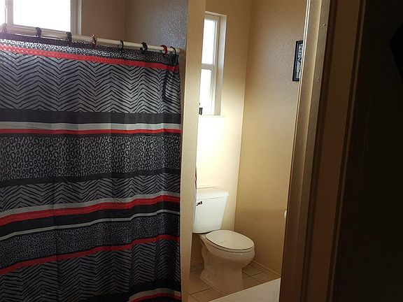 4th image of 4208 Great Sandy Dr