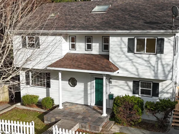 3555 J St, Eureka, CA 95503