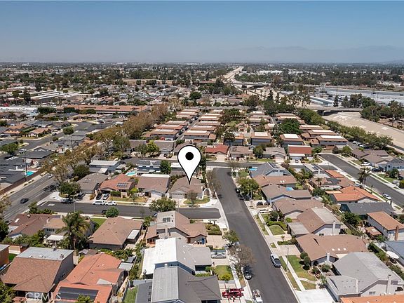 2nd image of 10621 Semora St