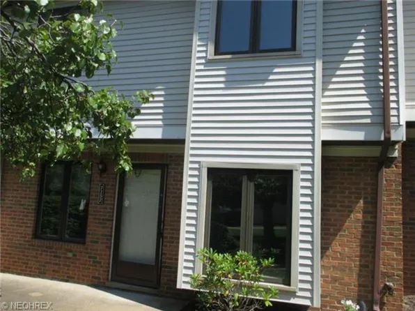 7152 Village Dr #7152, Mentor, OH 44060