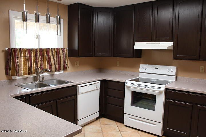 1st image of 6545 N La Canada Dr