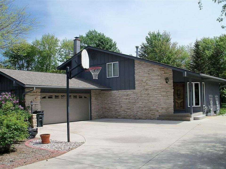 1st image of 1803 Macaw Ave