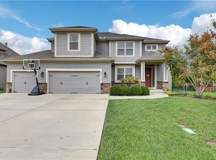 4412 NE Hideaway Hill Cir, Lees Summit, MO 64064