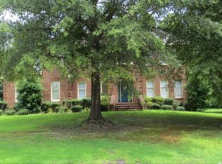 4020 Devon Dr, Chesapeake, VA 23321