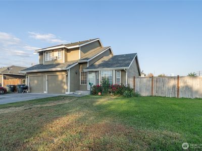 1221 S Lakeland Drive, Moses Lake, WA, 98837