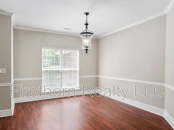 5th image of 932 Sudlow Lake Rd
