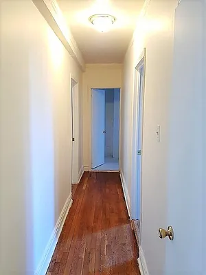 Rented by BRICK & GALO REALTY CORP | media 32