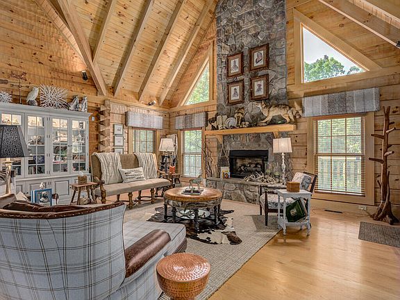 5th image of 2623 Dawson Ridge Rd