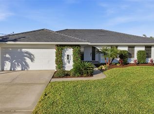 390 Capri Isles Ct, Punta Gorda, FL 33950